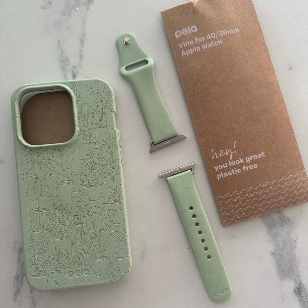NWT PELA iPHONE 14 PRO CASE + APPLE WATCH BAND - Picture 2 of 4